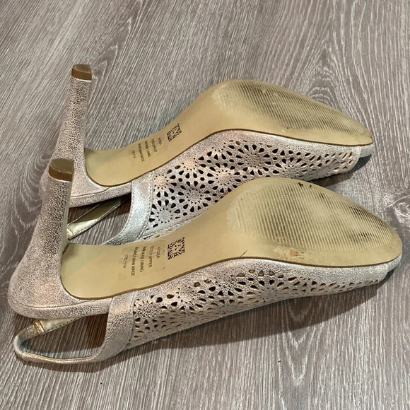 Anne Klein Akodea Light Gold Metallic Slingback Heels 10 - Picture 9 of 14